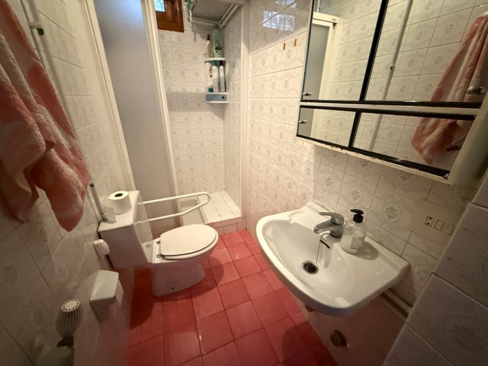 Image No.25-3 Bed Property for sale