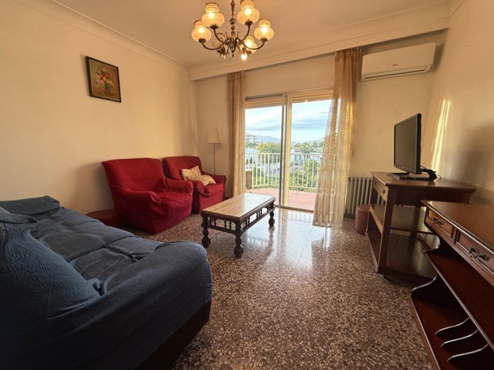 Image No.10-3 Bed Property for sale