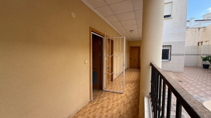 Image No.18-2 Bed Apartment for sale