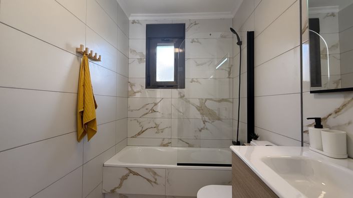 Image No.21-3 Bed Townhouse for sale