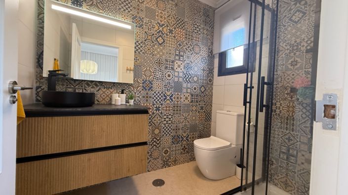 Image No.24-3 Bed Townhouse for sale