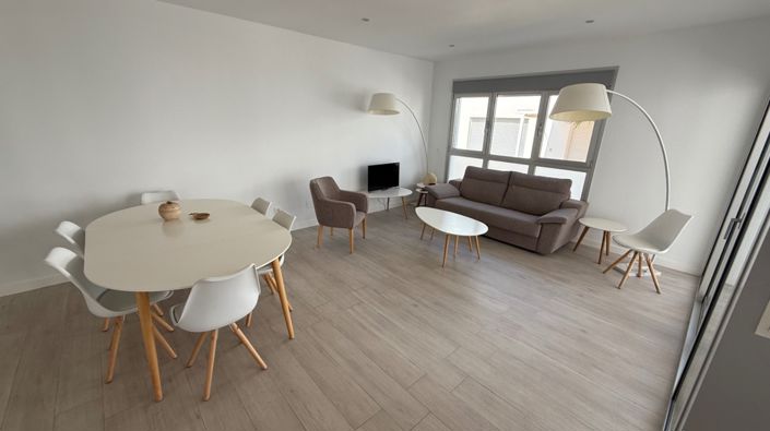 Image No.20-5 Bed House for sale