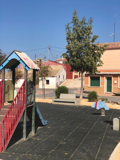 Image No.30-3 Bed House for sale