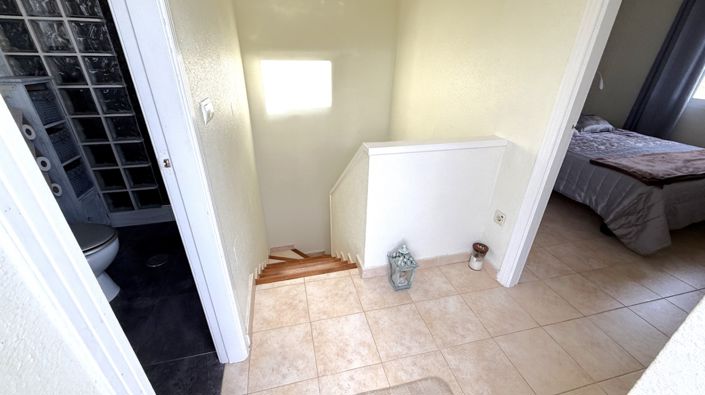 Image No.13-3 Bed Apartment for sale