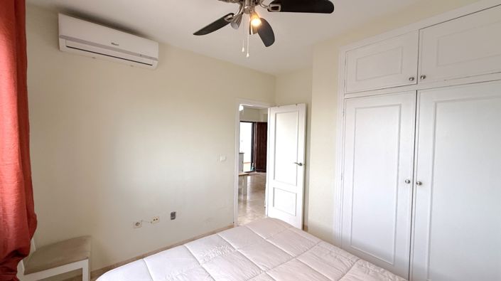 Image No.34-3 Bed Apartment for sale