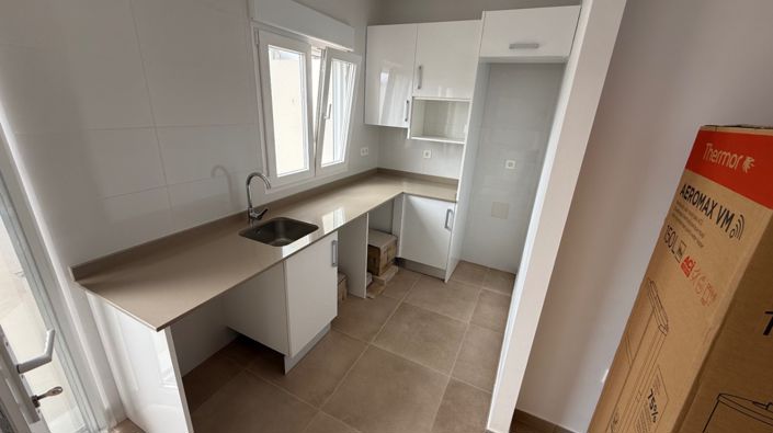 Image No.9-3 Bed Duplex for sale