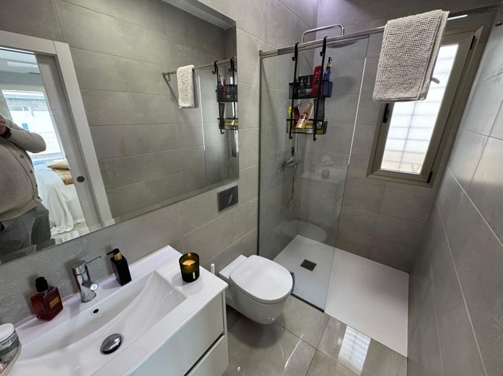 Image No.11-3 Bed Property for sale