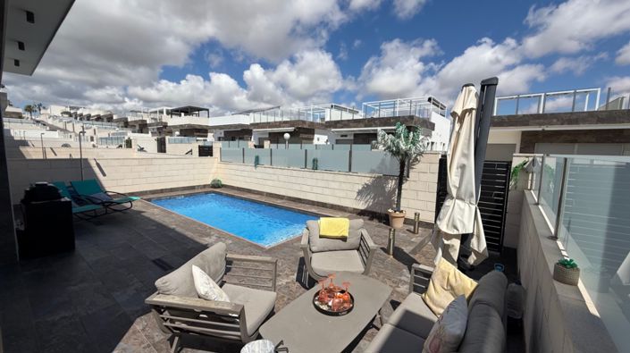 Image No.35-3 Bed Property for sale