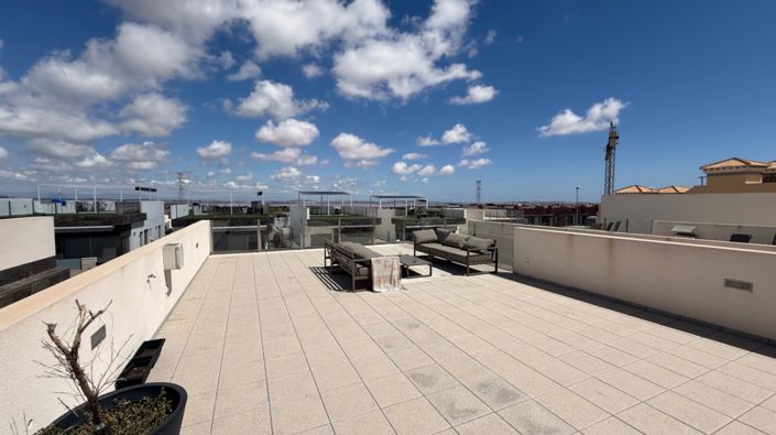 Image No.42-3 Bed Property for sale