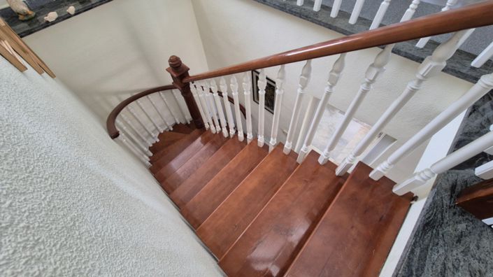 Image No.47-7 Bed Property for sale