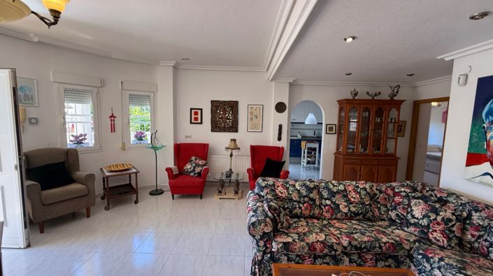 Image No.26-4 Bed Property for sale