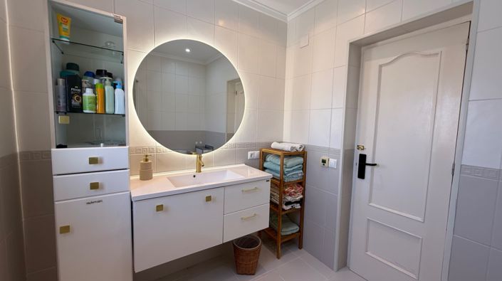 Image No.13-3 Bed Property for sale