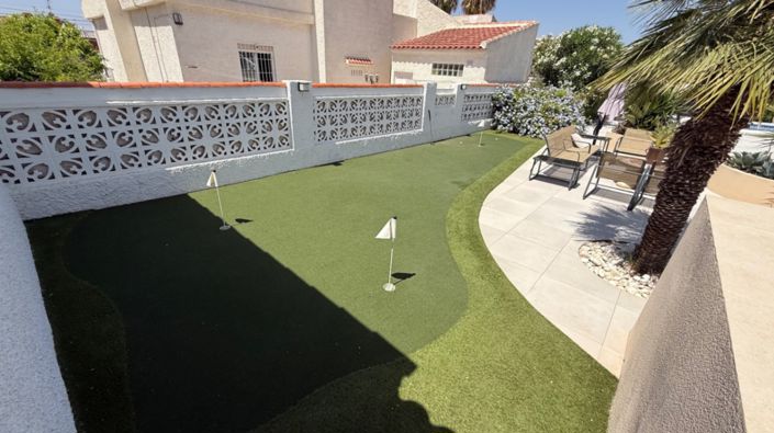 Image No.43-3 Bed Property for sale