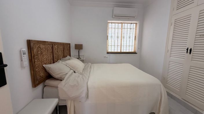 Image No.9-3 Bed Property for sale