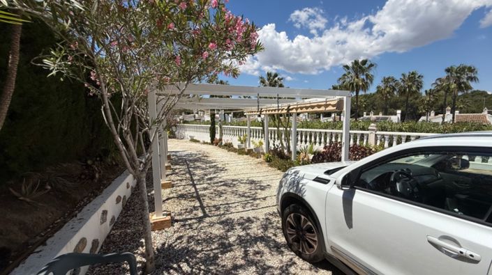 Image No.34-4 Bed Property for sale