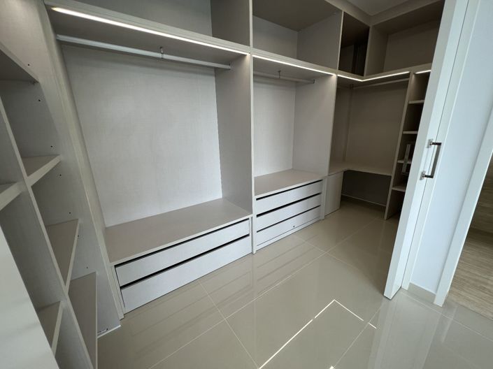 Image No.14-5 Bed Villa for sale