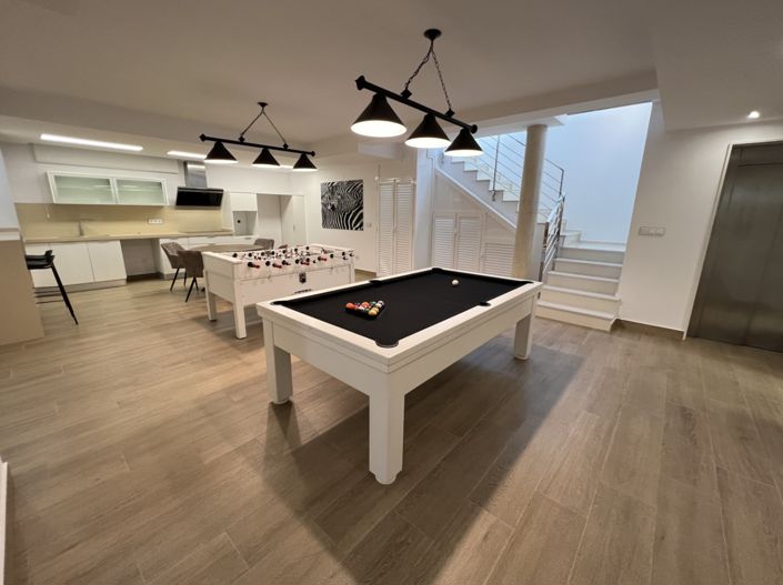 Image No.18-5 Bed Villa for sale