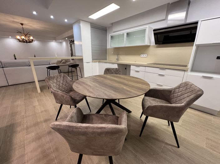 Image No.21-5 Bed Villa for sale