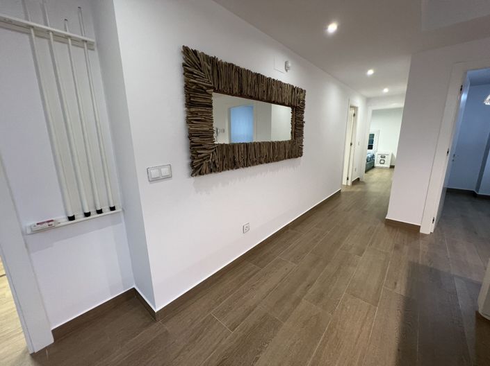 Image No.26-5 Bed Villa for sale