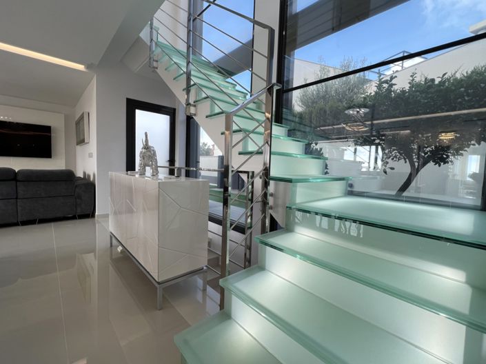 Image No.31-5 Bed Villa for sale