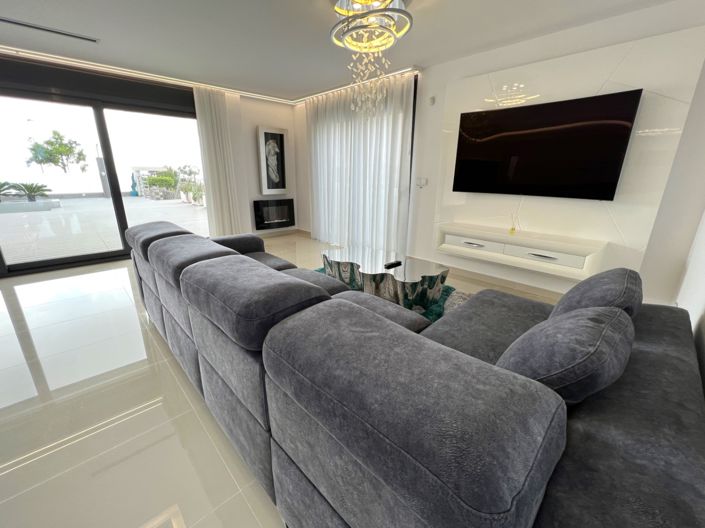 Image No.7-5 Bed Villa for sale