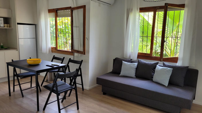 Image No.37-7 Bed Property for sale