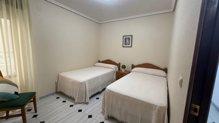 Image No.15-3 Bed Apartment for sale