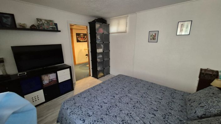 Image No.15-3 Bed Property for sale