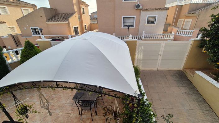 Image No.27-3 Bed Property for sale