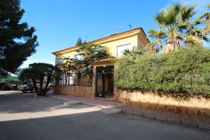Image No.2-6 Bed Finca for sale