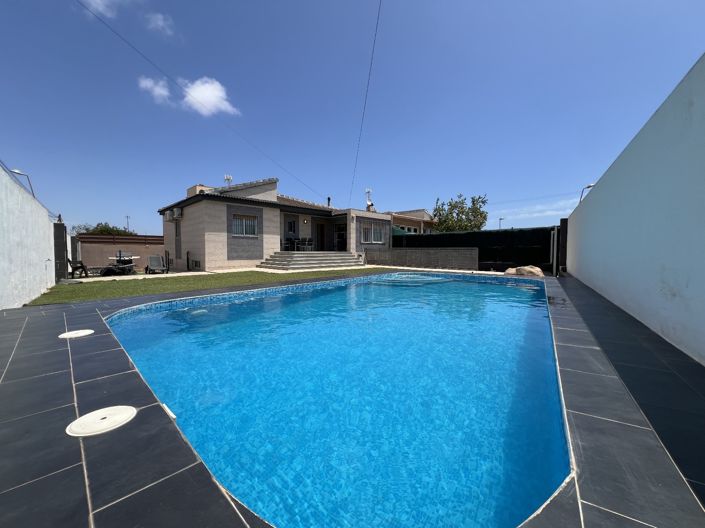 Image No.3-3 Bed House for sale