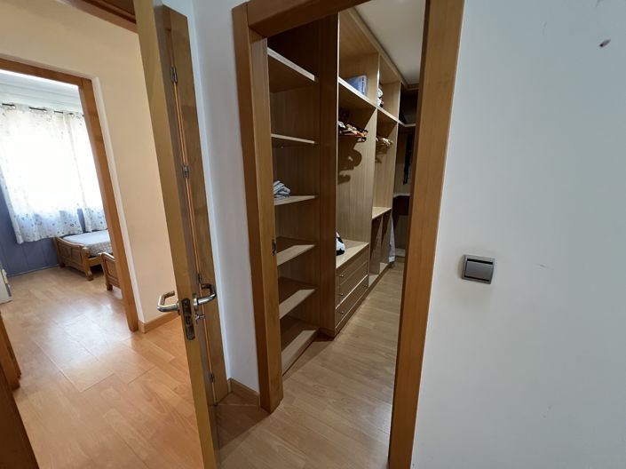 Image No.23-3 Bed House for sale