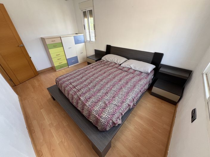 Image No.26-3 Bed House for sale