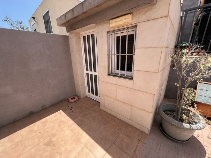 Image No.34-3 Bed House for sale