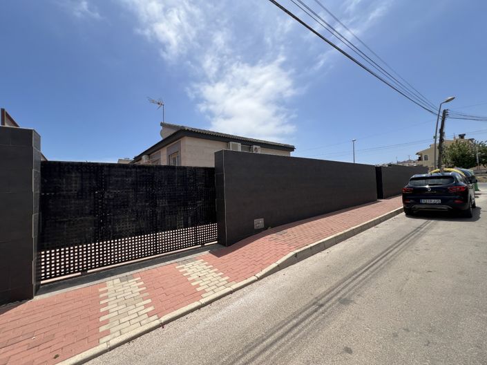 Image No.39-3 Bed House for sale