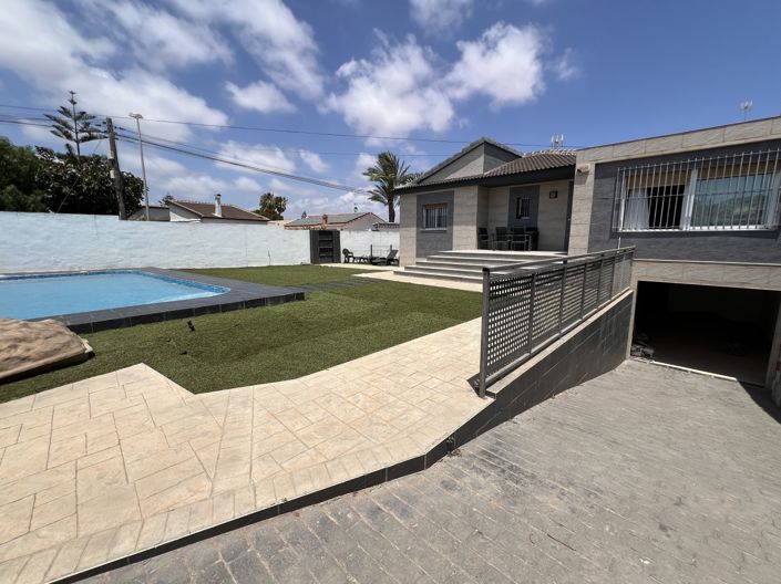 Image No.5-3 Bed House for sale