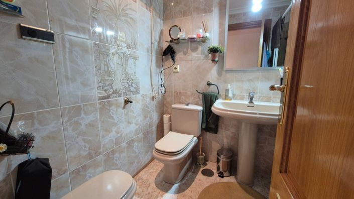 Image No.17-3 Bed Apartment for sale