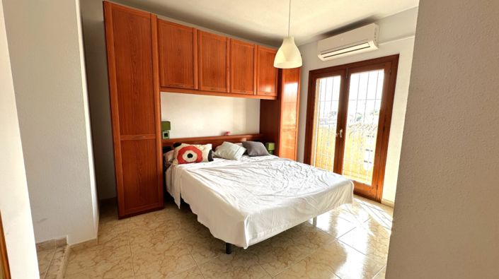 Image No.22-3 Bed Bungalow for sale